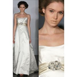 Sexy modisches Brautkleid mit Perlen mit Gericht Schleppe