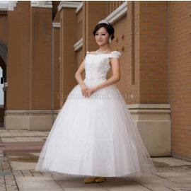 Prinzessin gerüschtes romantisches Brautkleid mit gekappten Ärmeln