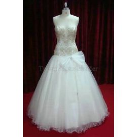 Tiefe Taile romantisches Brautkleid ohne Träger mit Rüschen