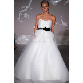 Trägerloser Ausschnitt sexy informelles Brautkleid aus Taft
