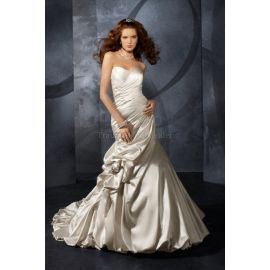 Satin gerüschtes attraktives Modern Brautkleid