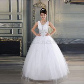 Prinzessin romantisches mehrschichtiges Brautkleid mit breiter Träger
