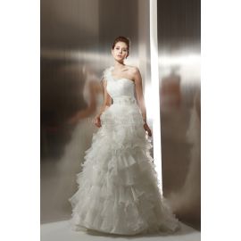 Ein Schulter Modern romantisches Brautkleid mit Blume