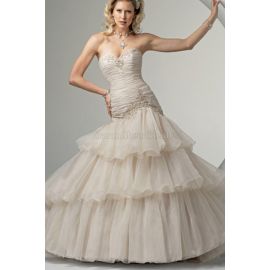 Meerjungfrau Stil Perlenbesetztes romantisches Brautkleid mit Falte Mieder