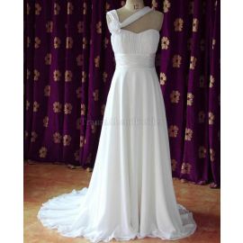 Etui asymmetrischer Ausschnitt Elegantes Brautkleid aus Chiffon