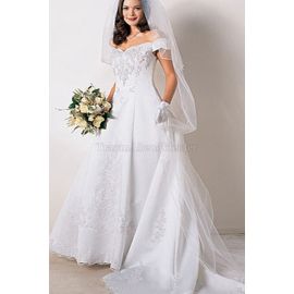 Satin Elegantes bodenlanges Brautkleid mit Applike